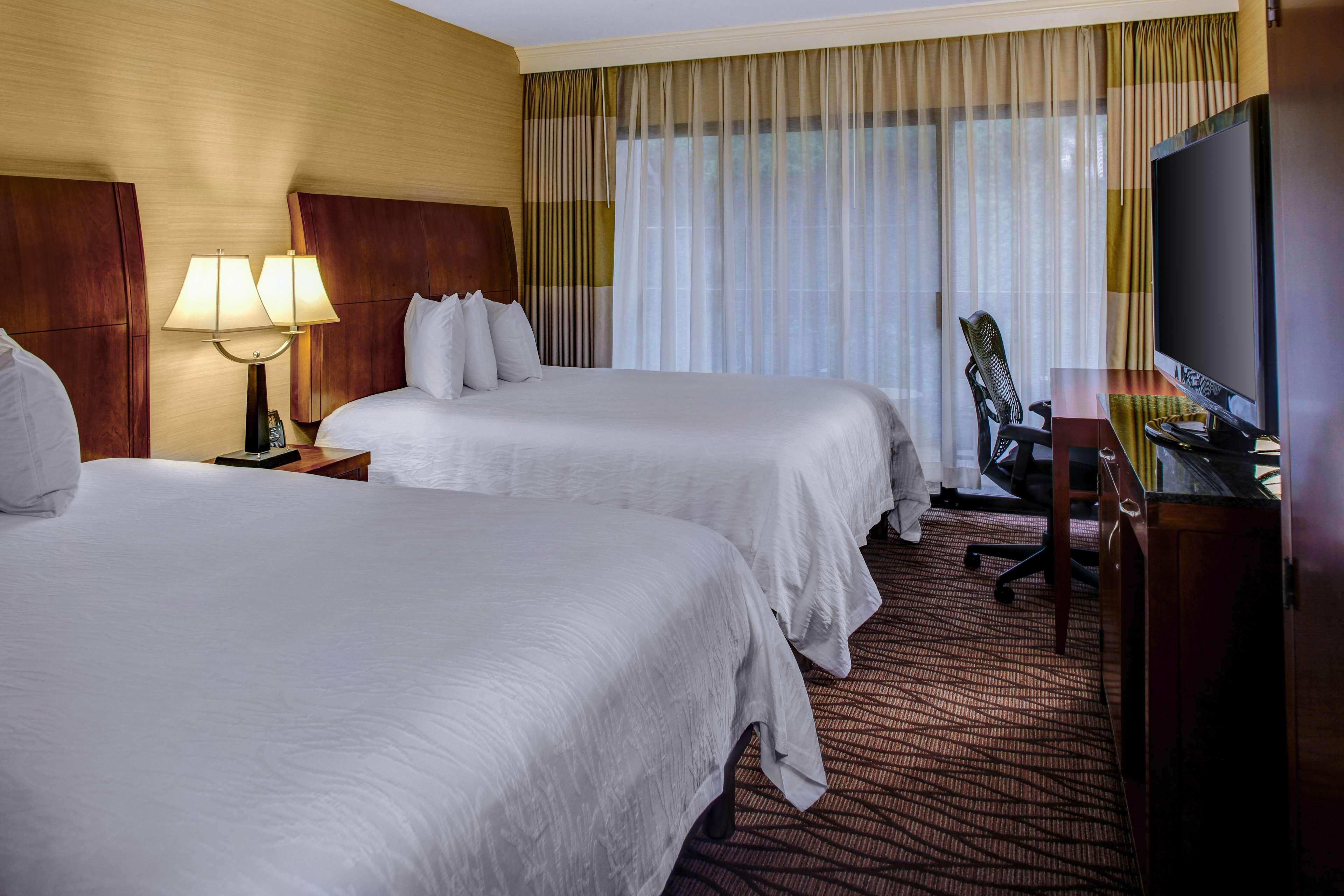 Hilton Garden Inn Monterey Exterior foto