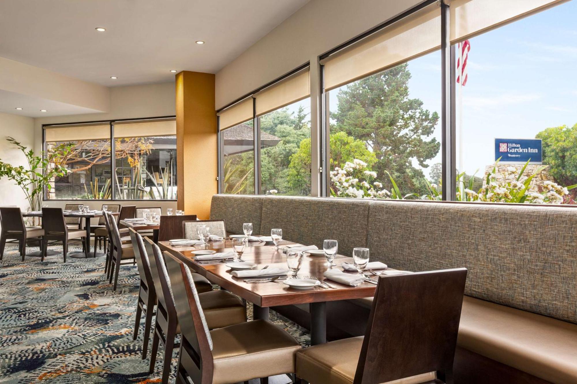 Hilton Garden Inn Monterey Exterior foto