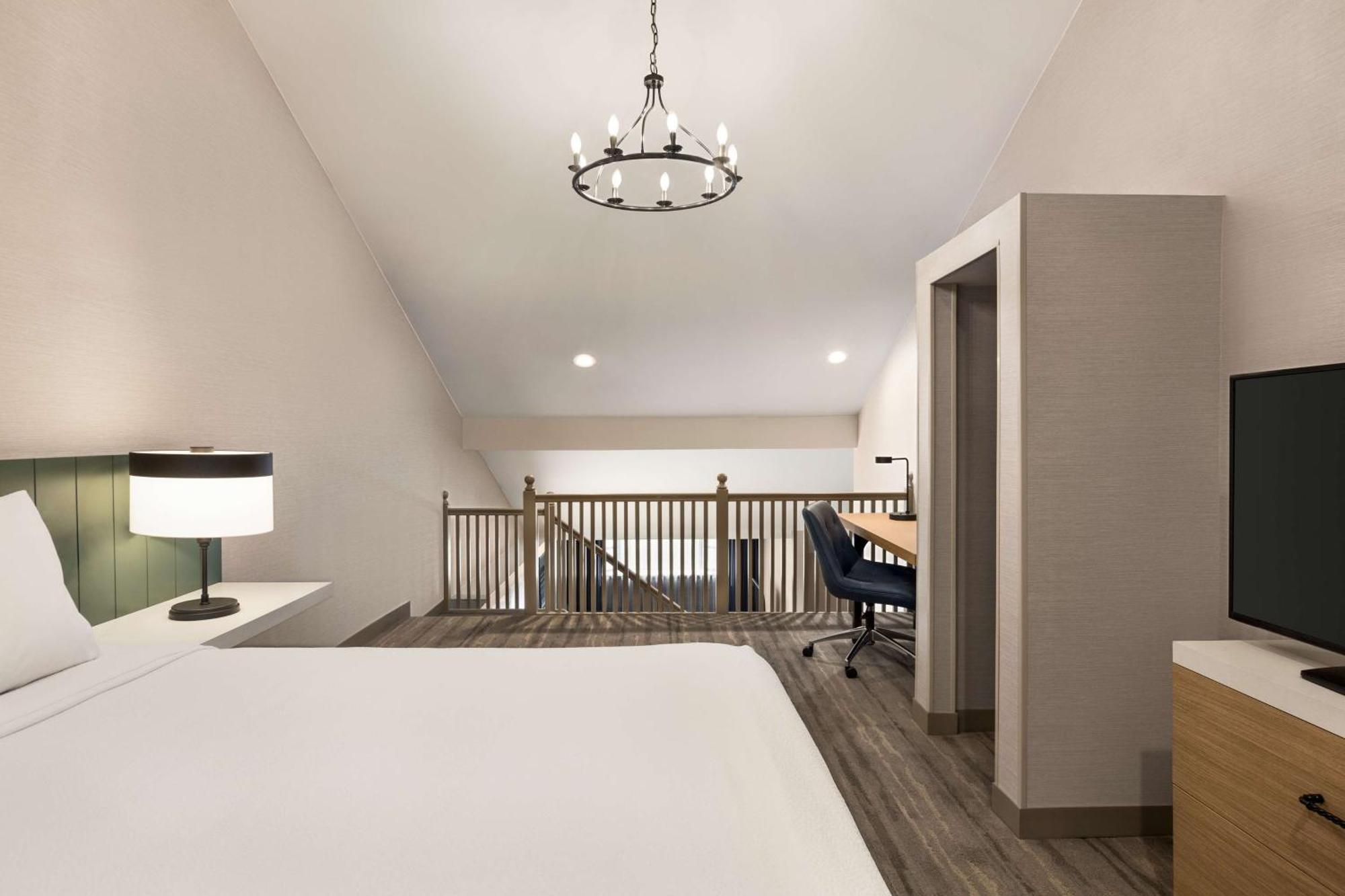 Hilton Garden Inn Monterey Exterior foto
